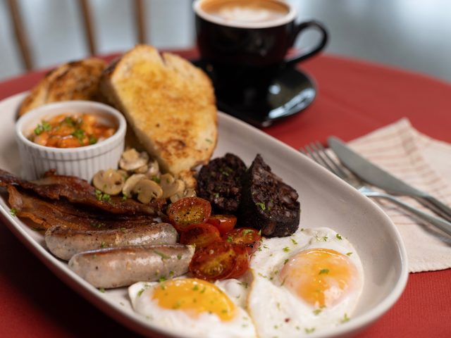 Neighbors and Nomads Co Working Space El Nido - Big Breakfast