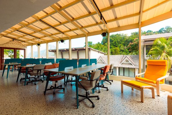 Neighbors and Nomads Coworking Space in El Nido - comfortable seats